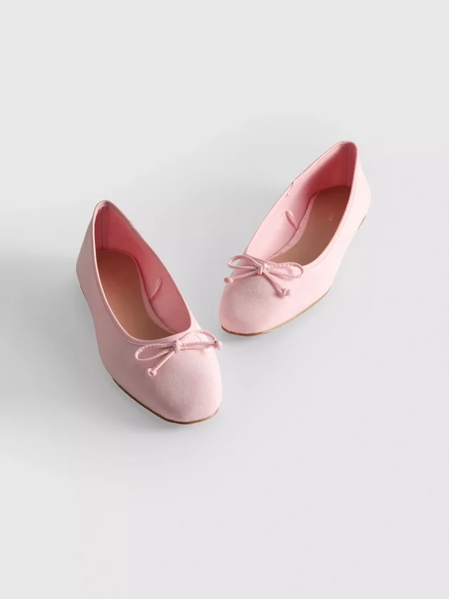 Sapatilhas de ballet com laço na frente