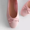 Sapatilhas de ballet com laço na frente