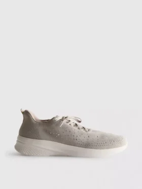 Sapatilhas slip-on com detalhes em diamantes