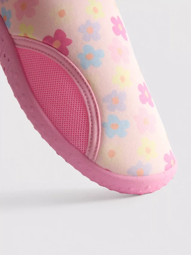 Sapatos de praia