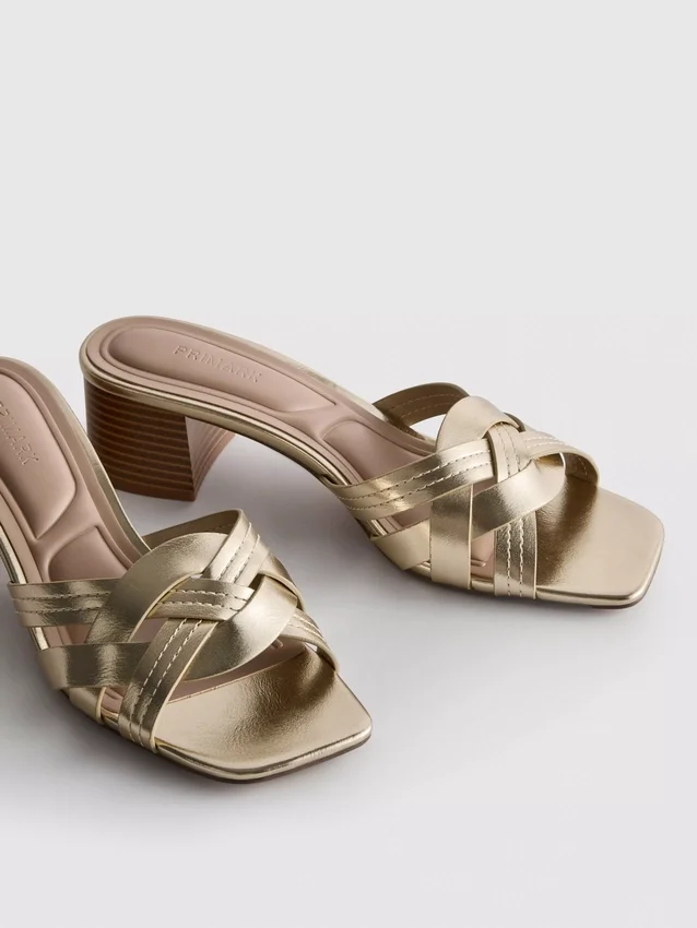 Sapatos de salto em bloco com tecido em imitação de couro