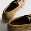 Sapatos náuticos com atacadores