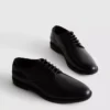 Sapatos oxford com atacadores
