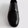Sapatos oxford com atacadores