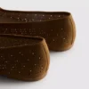 Sapatos rasos de bailarina com recortes