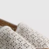 Sapatos rasos de bailarina com recortes