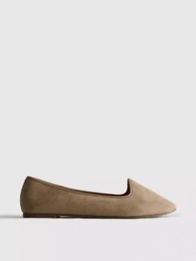 Sapatos rasos de camurça