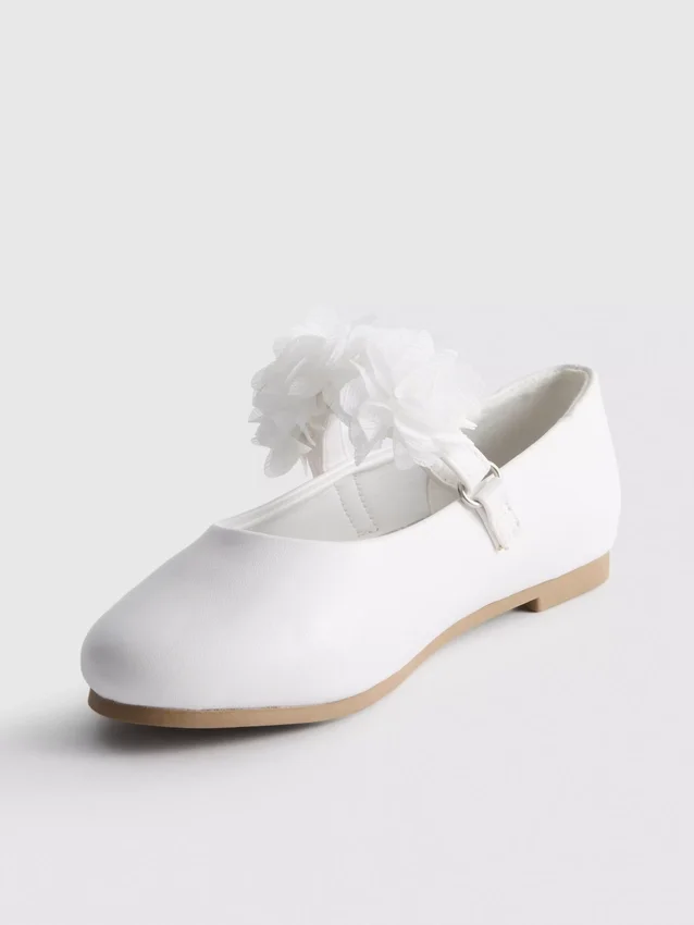Sapatos rasos de ocasião
