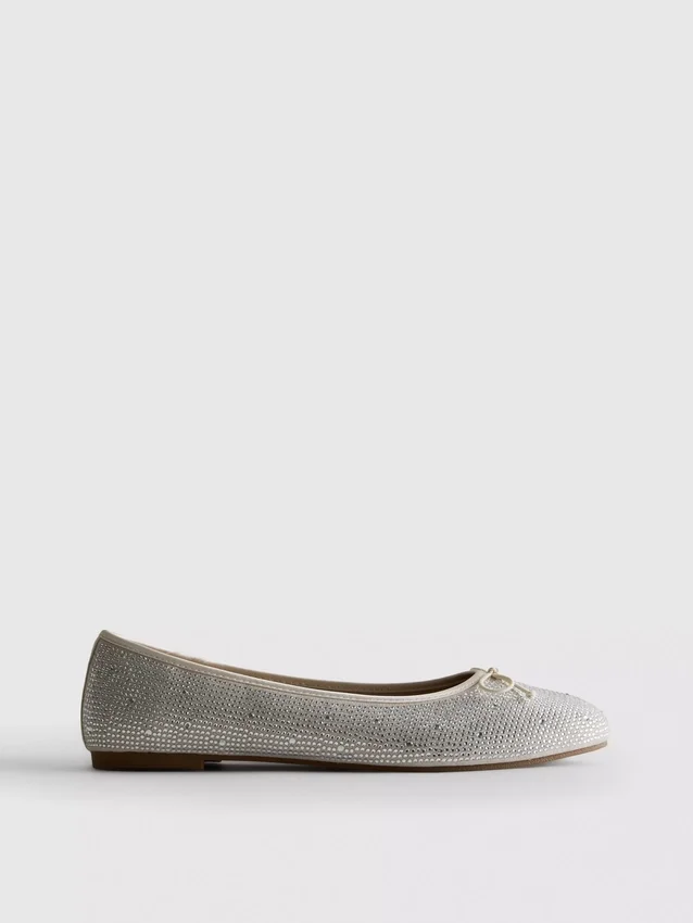 Sapatos rasos Diamanta