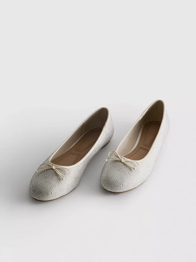 Sapatos rasos Diamanta
