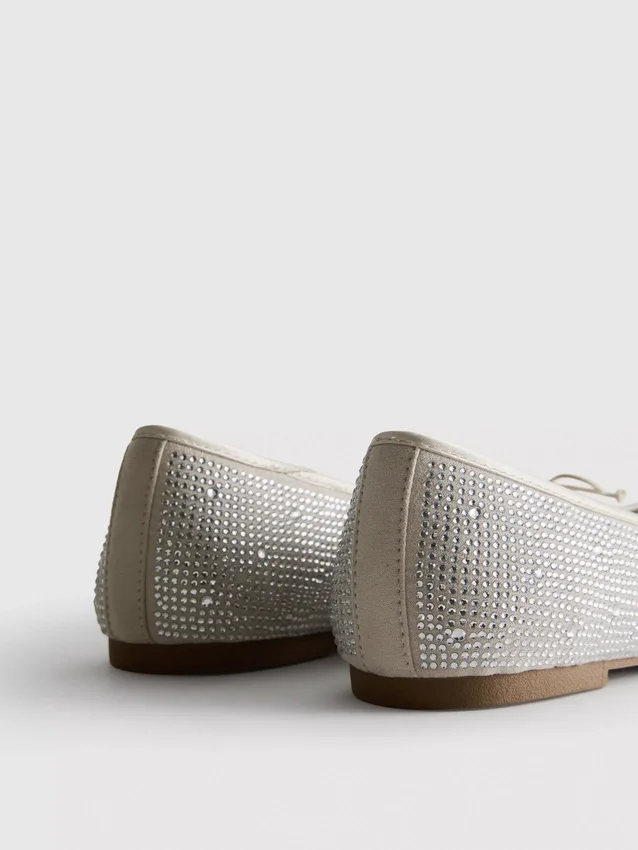 Sapatos rasos Diamanta