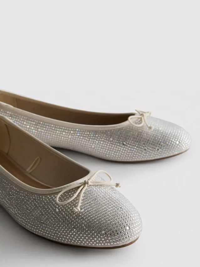 Sapatos rasos Diamanta