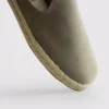 Sapatos sem atacadores