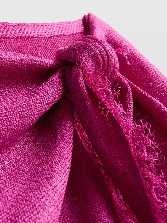 Sarongue com borlas de lantejoulas