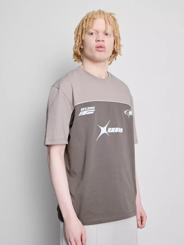 T-shirt bicolor da Urban Studio