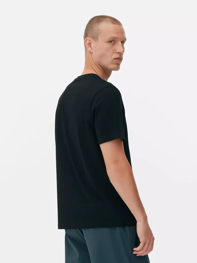 T-shirt clássica de gola redonda