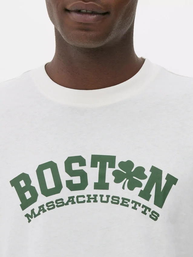 T-shirt com estampado de Boston
