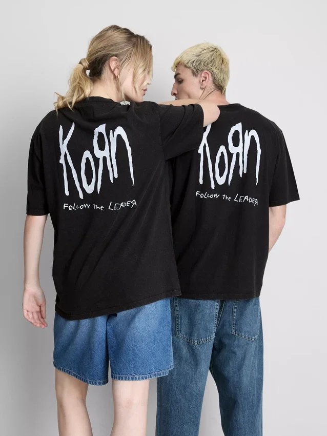 T-shirt com estampado Korn