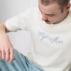 T-shirt com grafismo