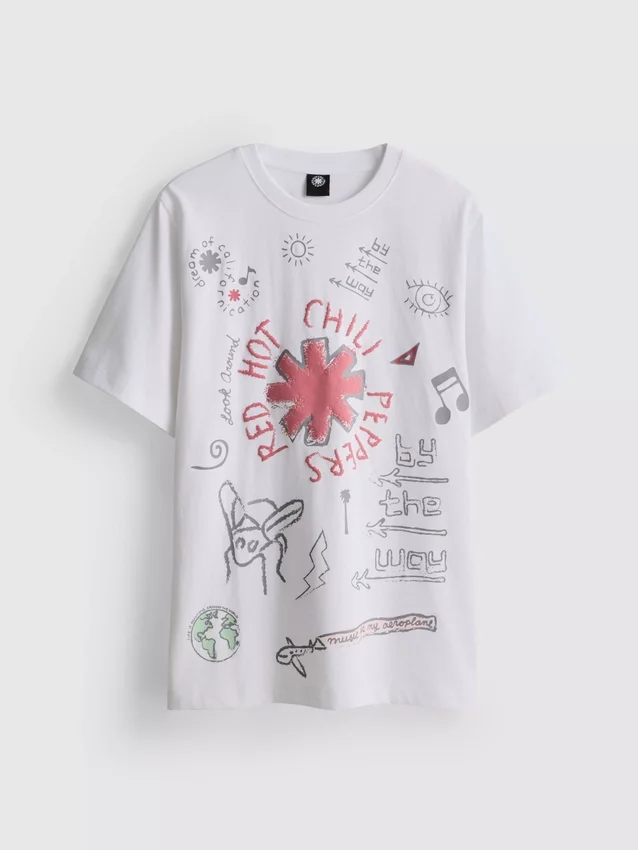 T-shirt com ilustração dos Red Hot Chili Peppers
