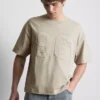 T-shirt com número em aplique