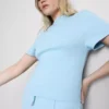 T-shirt de corte reto com detalhes nas costuras, rica em algodão