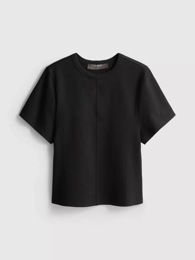 T-shirt de corte reto com detalhes nas costuras, rica em algodão