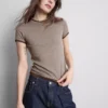 T-shirt de gola redonda com dupla camada
