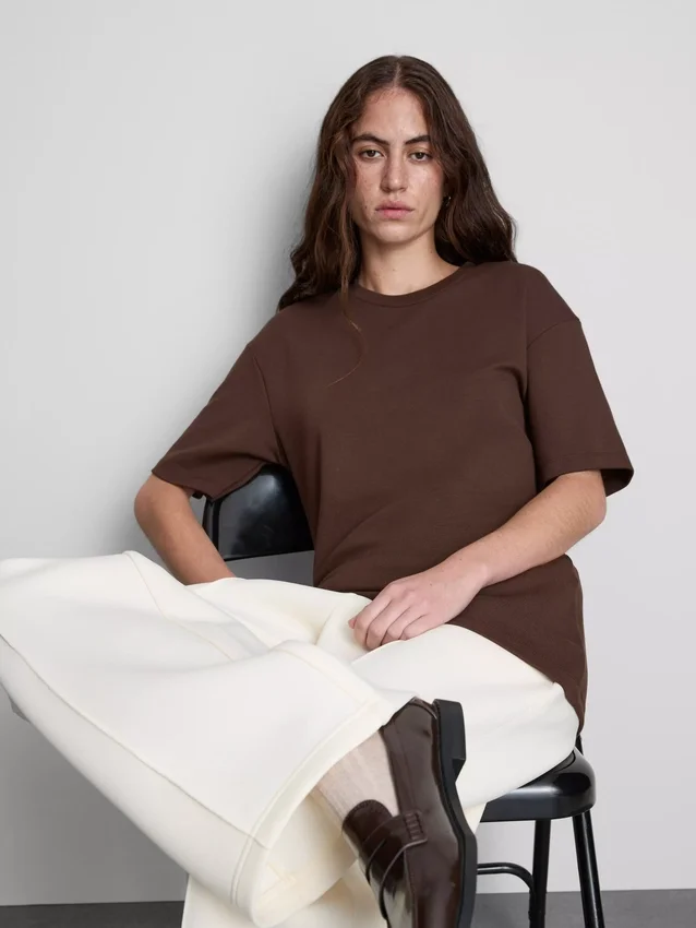 T-shirt de tecido pesado com corte justo