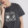 T-shirt gráfica de manga curta em algodão