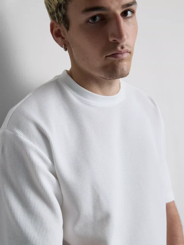 T-shirt quadrada com textura