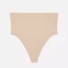 Tanga modeladora sem costuras de cintura alta