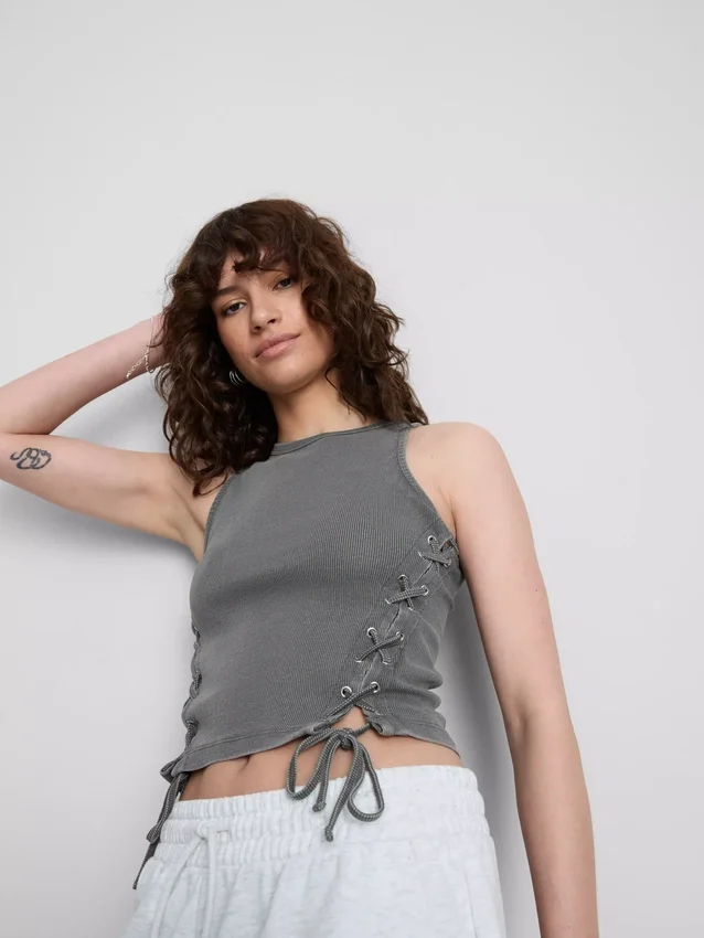 The Primark Scene | T-shirt curta com detalhe de laço