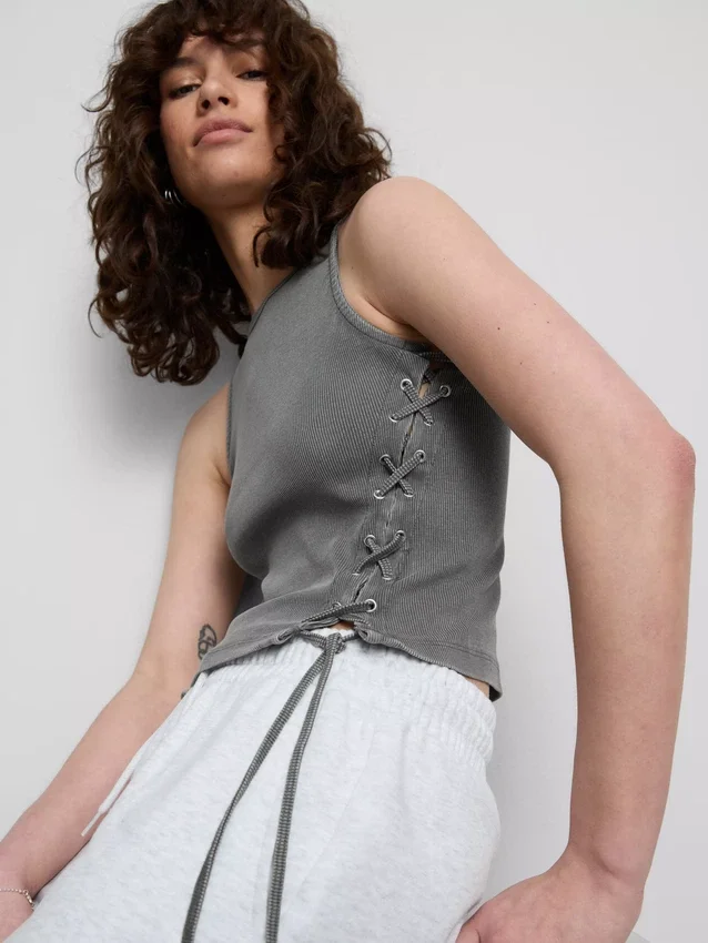 The Primark Scene | T-shirt curta com detalhe de laço