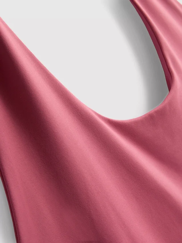 The Primark Scene | Top curto com decote halter