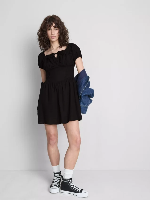 The Primark Scene | Vestido mini tipo espartilho estilo leiteira