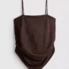 Top bandeau com bainha em forma de lenço