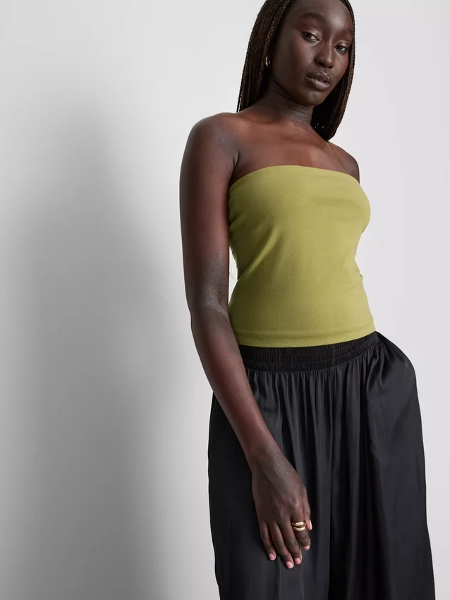 Top bandeau com elevada percentagem de algodão