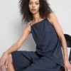 Top cami longo texturado