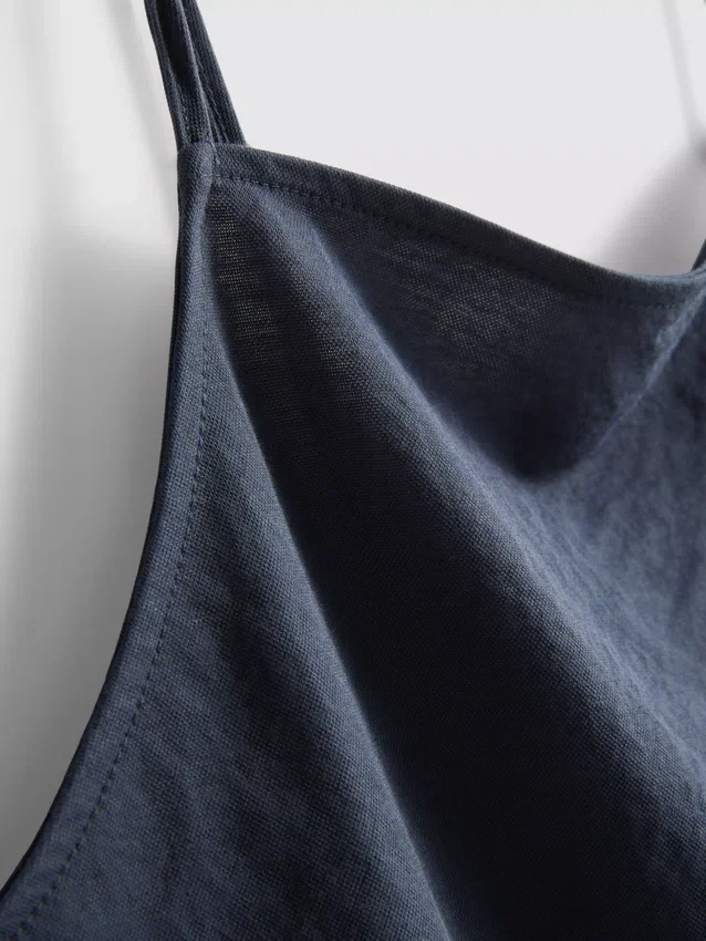 Top cami longo texturado