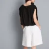 Top curto com caimento drapeado, rico em modal