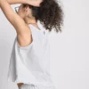Top curto de algodão denim com folhos