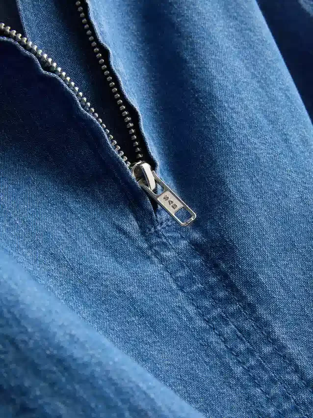 Top curto de algodão denim com folhos