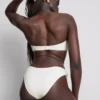 Top de biquíni bandeau com flores 3D
