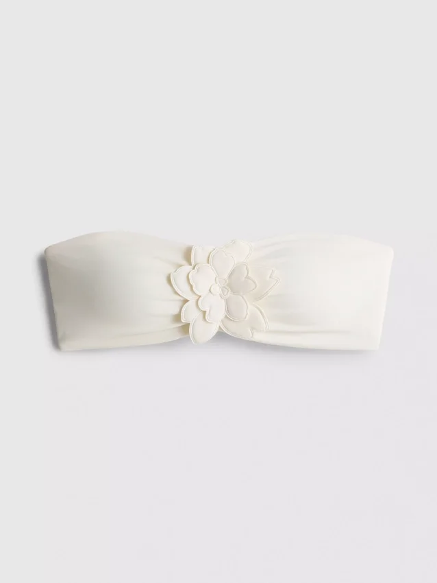 Top de biquíni bandeau com flores 3D