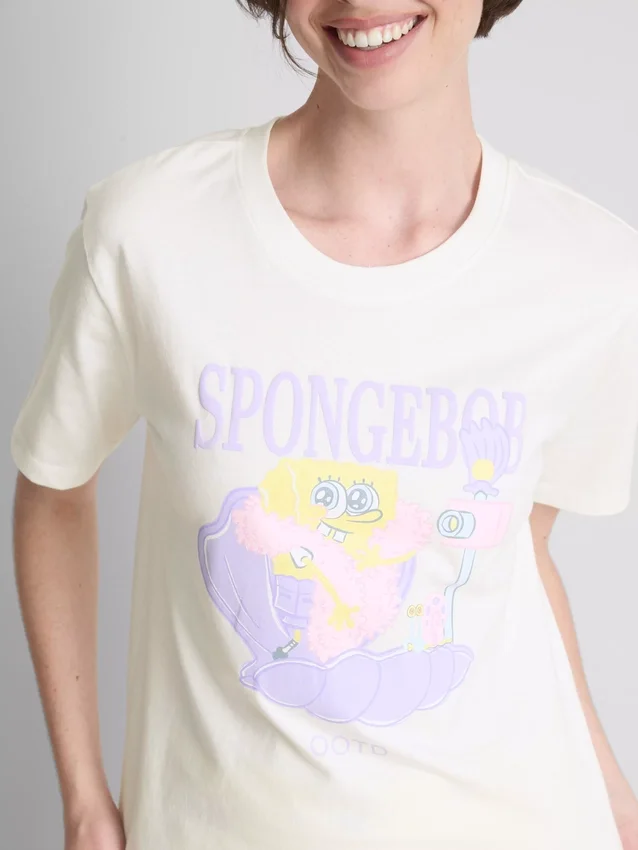 Top de pijama com estampado «Spongebob Squarepants OOTD»