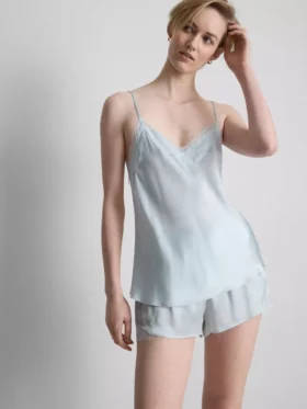 Top de pijama tipo camisola em mistura de seda da The Edit