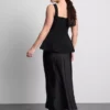 Top peplum em crepe com decote em forma de coração