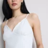Top tipo babydoll com decote em V