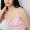Top tipo pijama curto, sem costuras e estampado